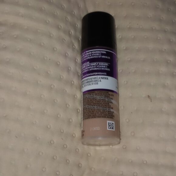 🆕🌀Cover Girl and Olay 3 in 1 Moisturizing, Simply Ageless Foundation #242 - Picture 5 of 5